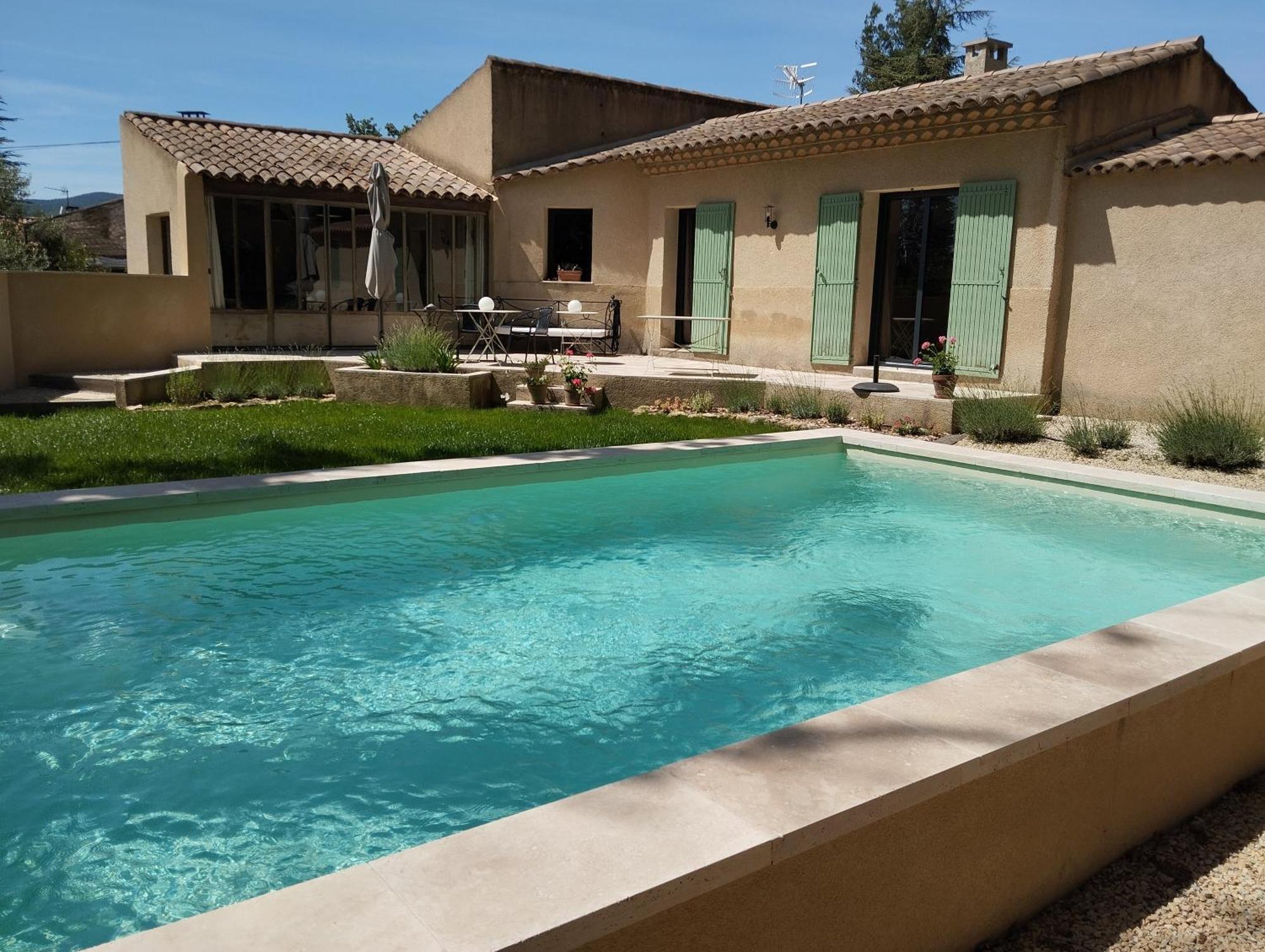 Les Chêneslierres Acomodação com café da manhã Lourmarin Exterior foto
